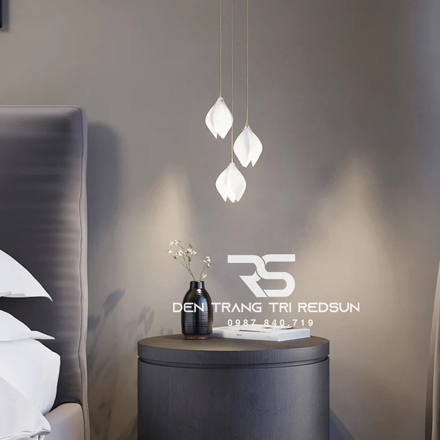 Đèn Thả Phong Cách Hiện Đại Hoa Mộc Lan Lắp Phòng Khách, Sảnh Chờ, Cầu Thang Thông Tầng HTK052