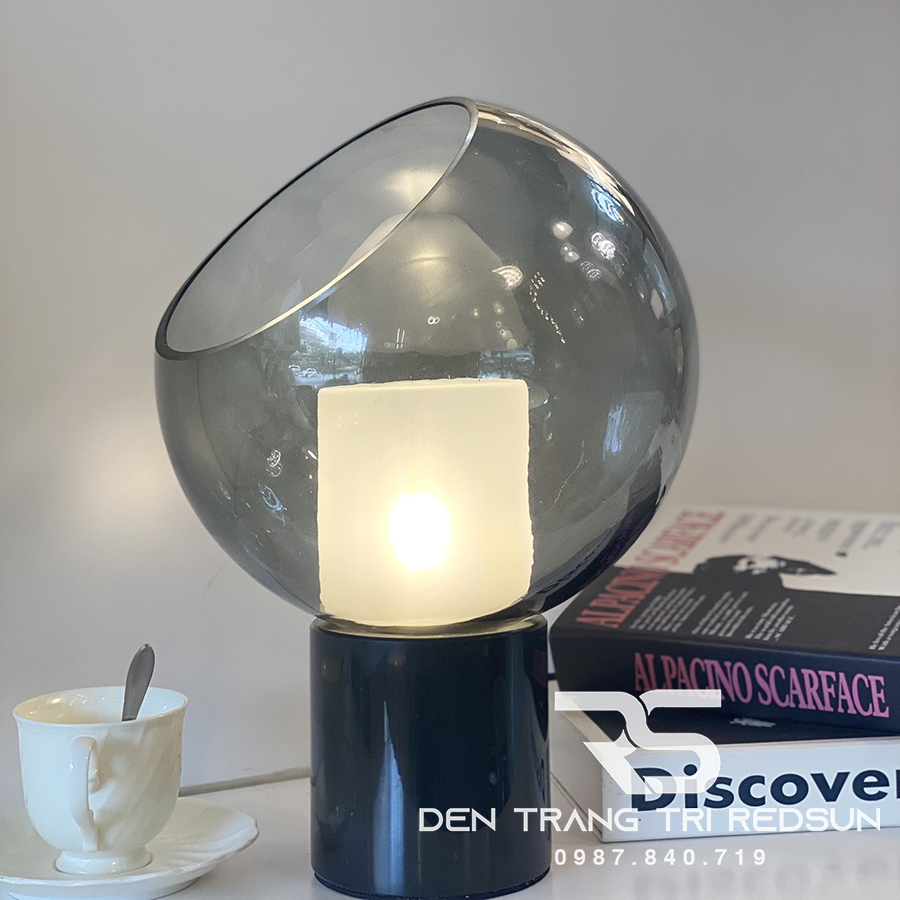 Đèn Bàn Hiện Đại Bắc Âu DB2086