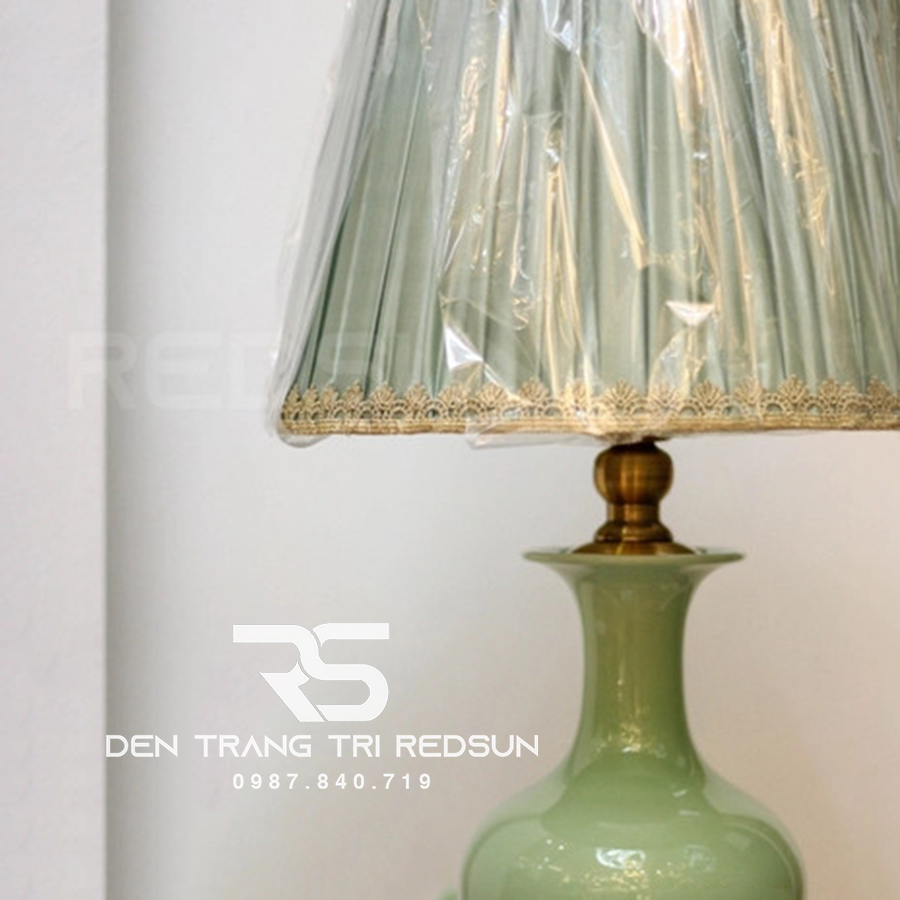 Đèn Bàn Hiện Đại DB-C189