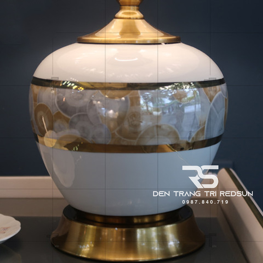 Đèn Bàn Hiện Đại DB-C8751