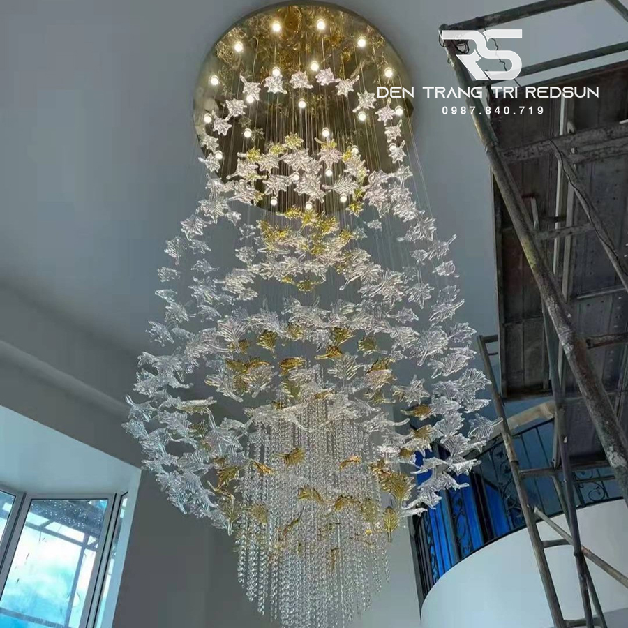 Đèn Thả Hiện Đại Lắp Phòng Khách, Sảnh Chờ, Cầu Thang Thông Tầng Lá Phong Chất Liệu Thuỷ Tinh HTK053