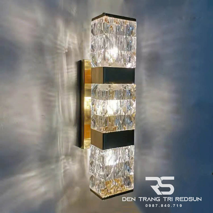 Đèn Tường Trang Trí Phòng Khách, Phòng Ngủ, Cầu Thang Phong Cách Bắc Âu Chất Liệu Pha Lê DTP-008