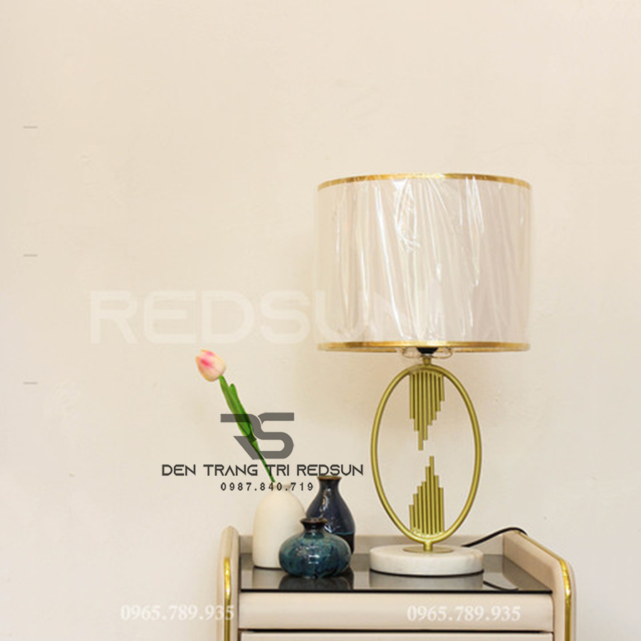 den-ban-hien-dai-db-c6627-1