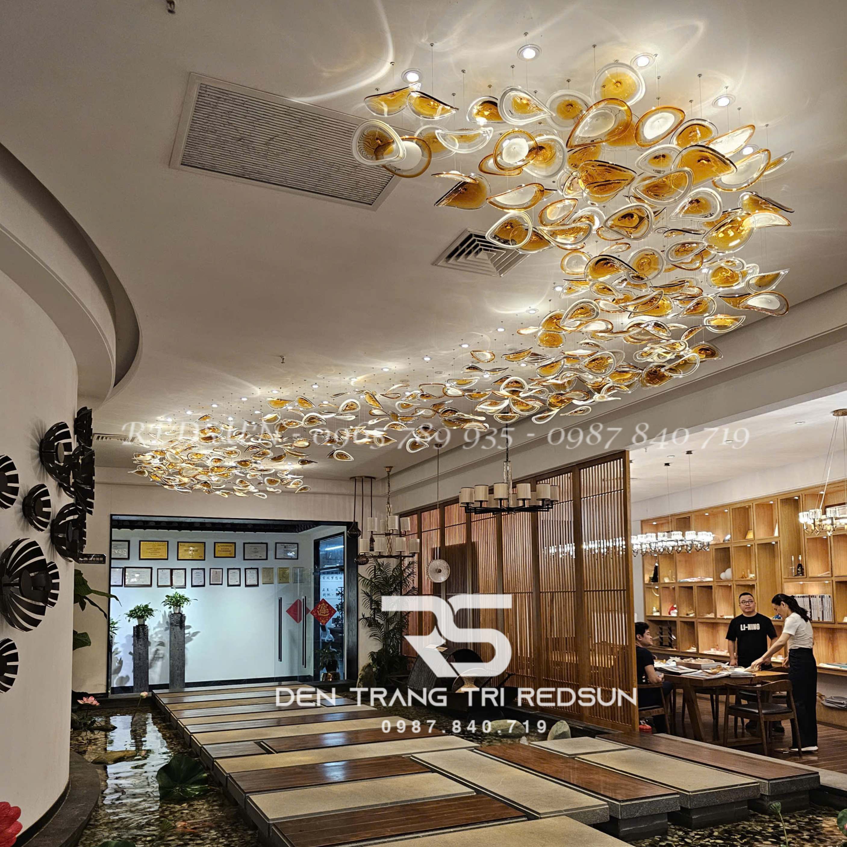 Đèn Thả Thiết Kế Cho Khách Sạn, Hành Lang, Biệt Thư, Phòng Khách, Phòng Ăn Hình Lá HTK-NK001