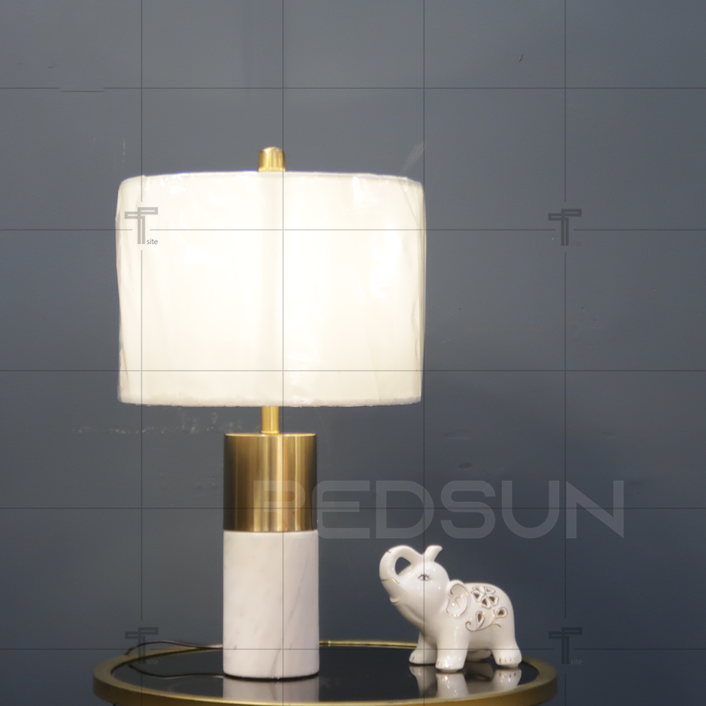 Đèn Bàn Hiện Đại Bắc Âu DB2051