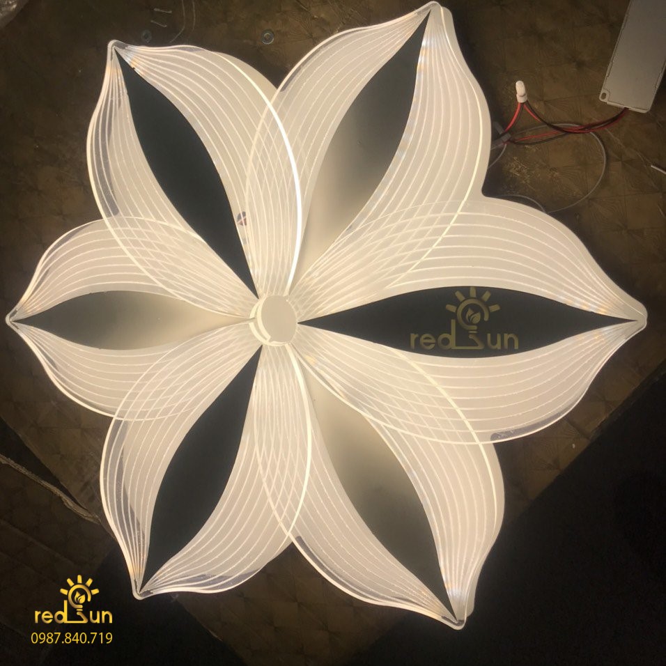 Mâm ốp trần 6 cánh phong cách hiện đại OP-001