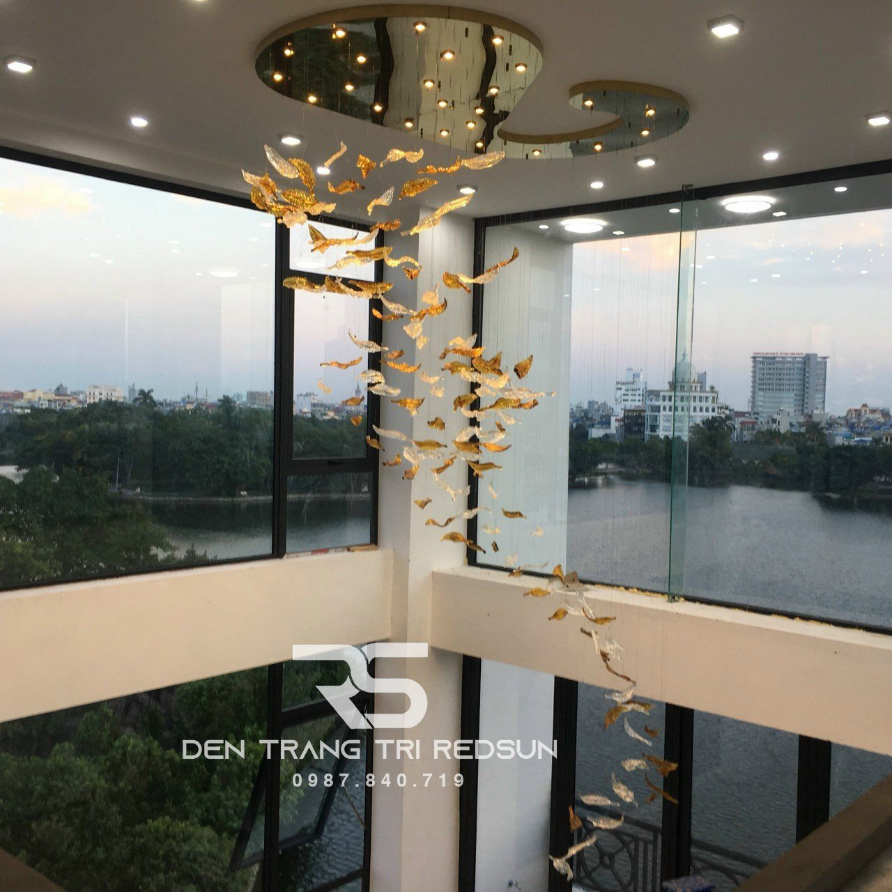 Đèn Thả Hiện Đại Lông Vũ Thuỷ Tinh Lắp Phòng Khách, Sảnh Chờ, Cầu Thang Thông Tầng HTK055