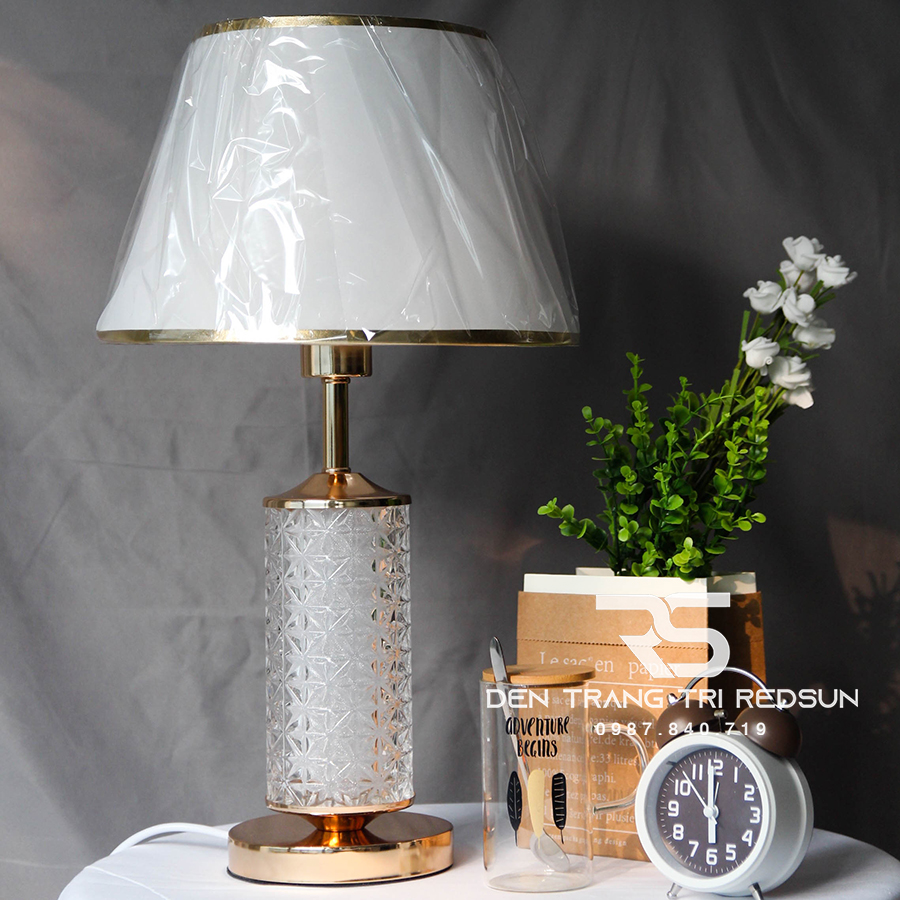 Đèn Bàn Hiện Đại DB-C521