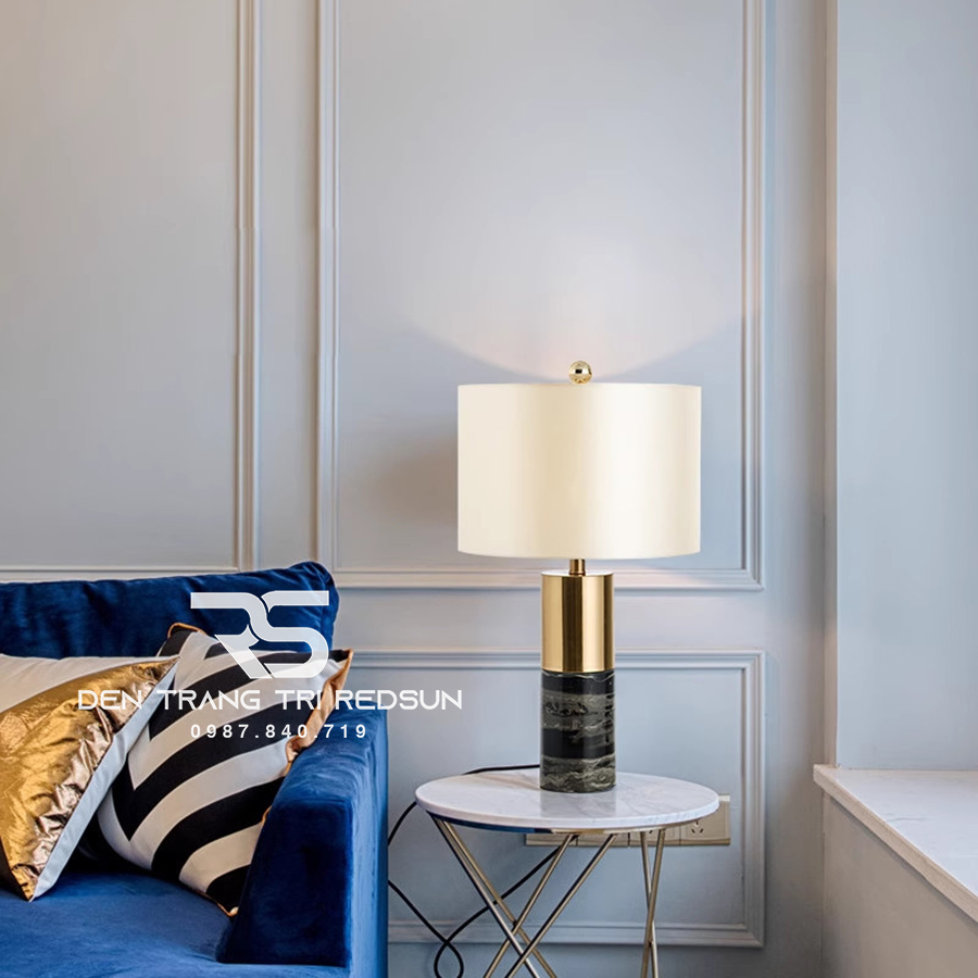 Đèn Bàn Hiện Đại B130