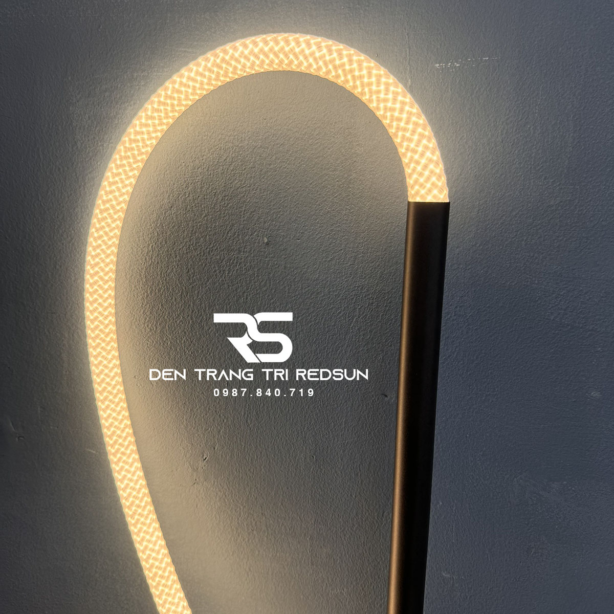 Đèn Tường Hiện Đại Trang Trí Phòng Khách, Phòng Ngủ, Cầu Thang Phong Cách Bắc Âu Thân Dài Ống LED Xoắn DT-125