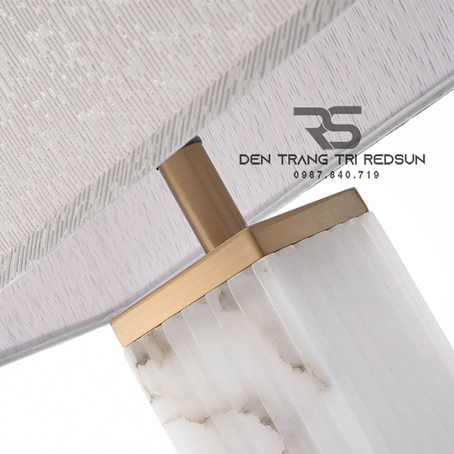 Đèn Bàn Hiện Đại Bắc Âu DB2082