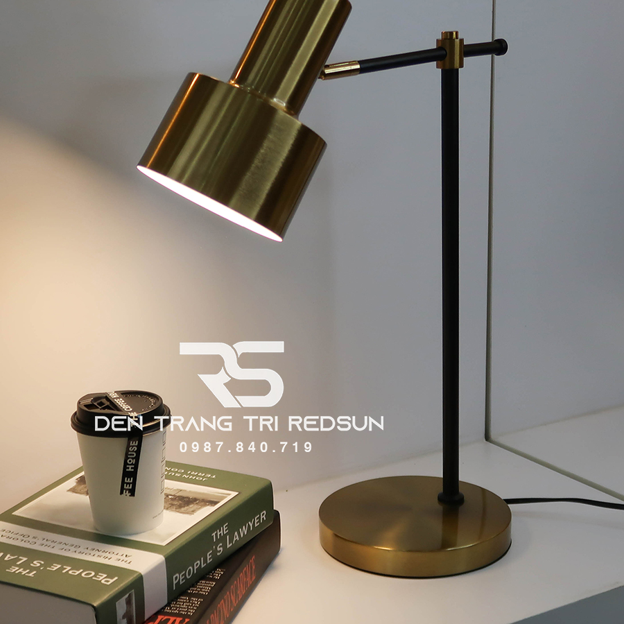 Đèn Bàn Hiện Đại Bắc Âu B127