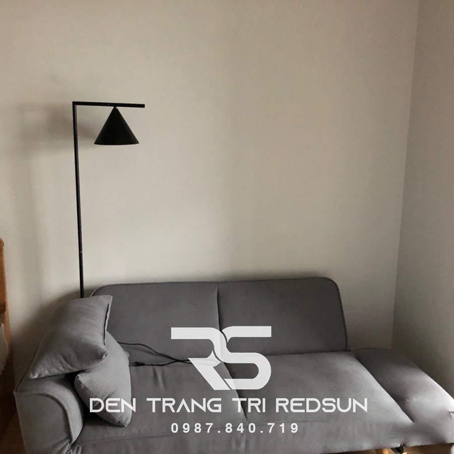 Đèn Sàn Hiện Đại DS2013