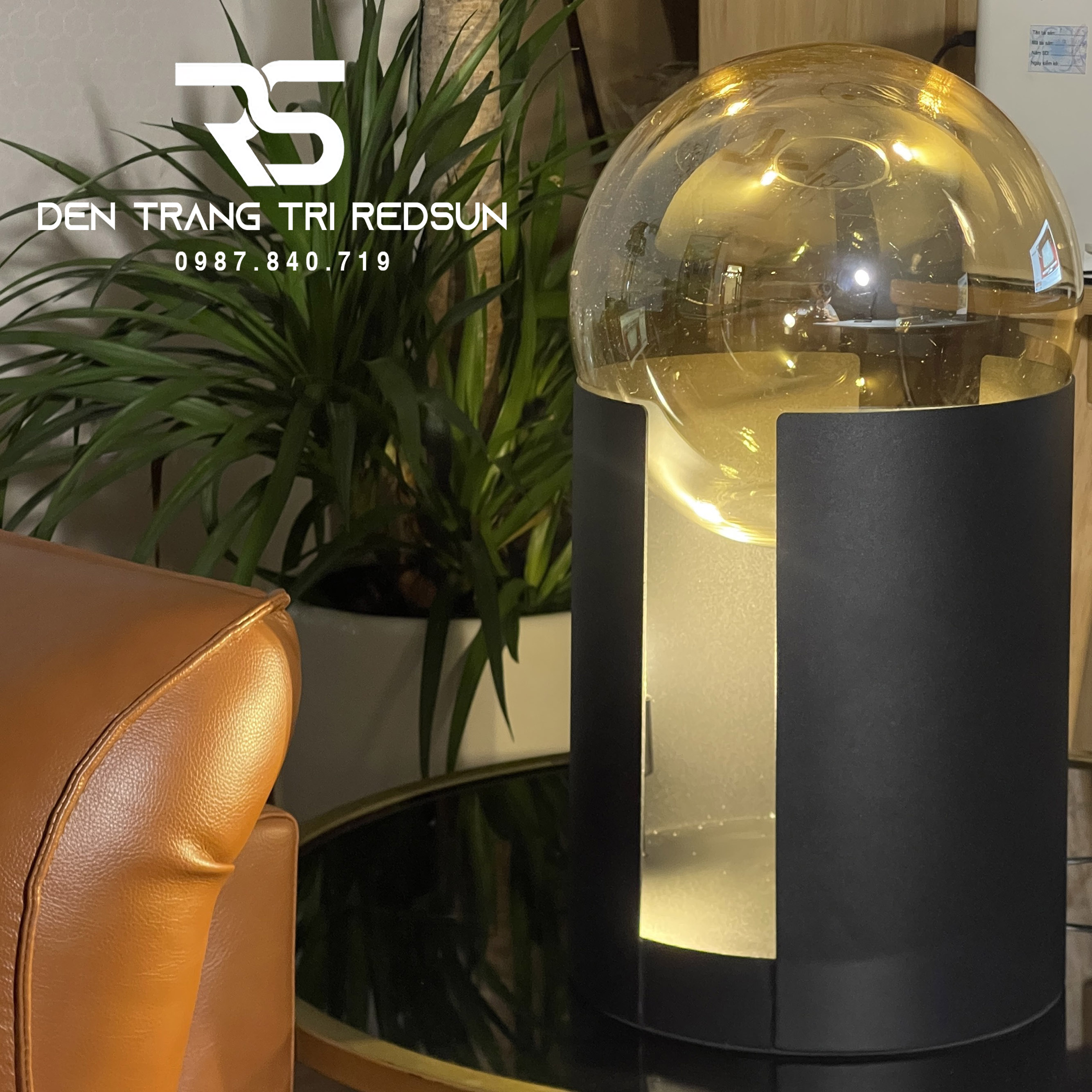 Đèn Bàn Hiện Đại Bắc Âu DB2091