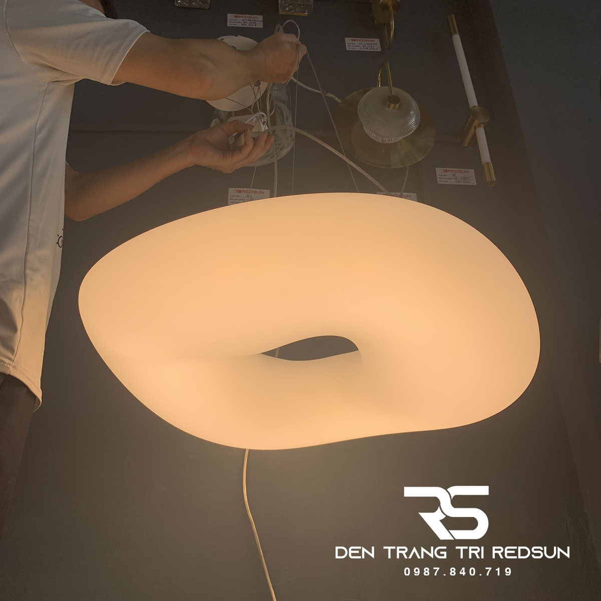 Đèn Thả Trần Phòng Khách Hiện Đại Đám Mây Phong Cách Bắc Âu DC-1029