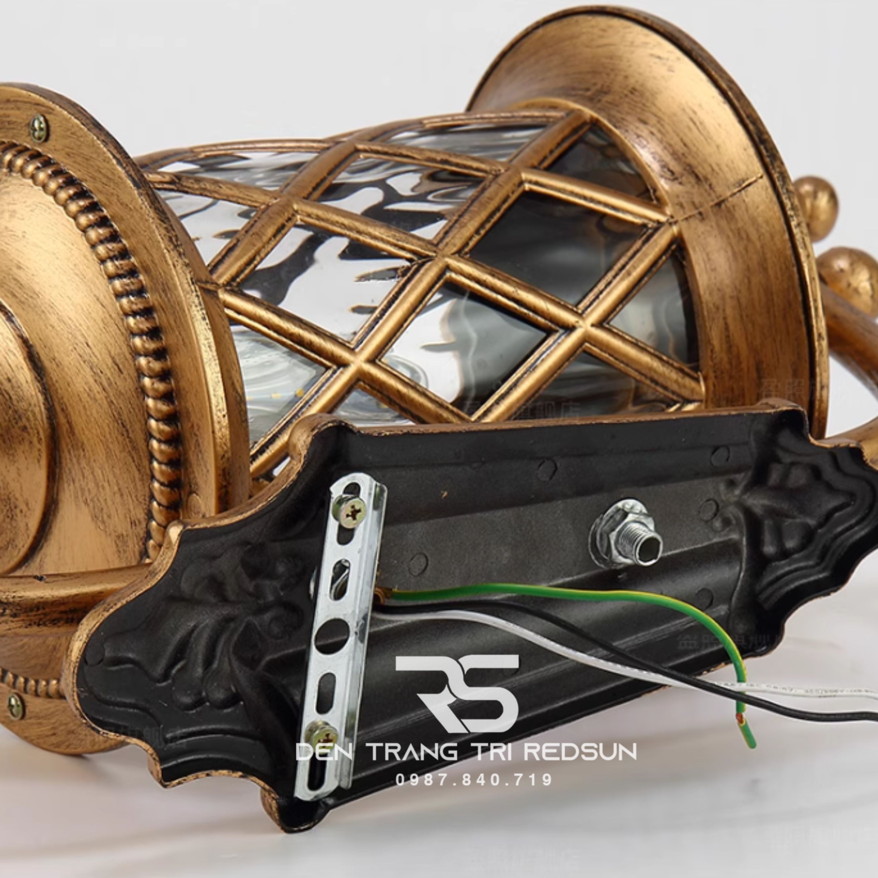 Đèn Tường Chùa Hợp Kim Lắp Ngoài Trời DT-C460