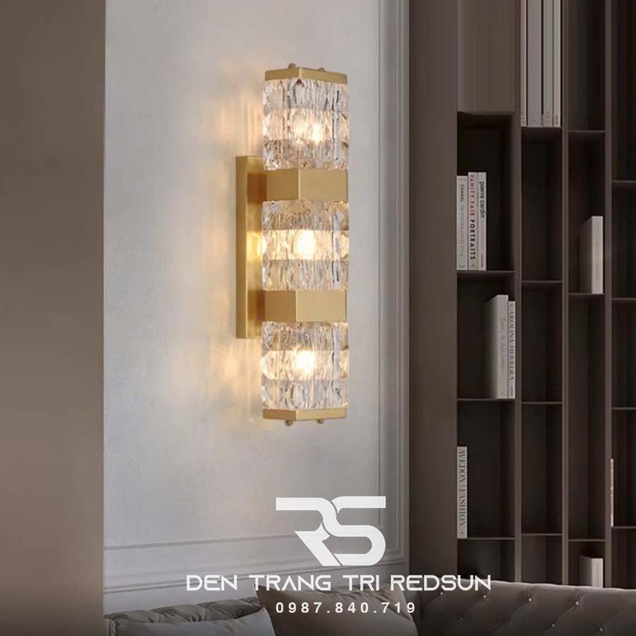 Đèn Tường Trang Trí Phòng Khách, Phòng Ngủ, Cầu Thang Phong Cách Bắc Âu Chất Liệu Pha Lê DTP-008