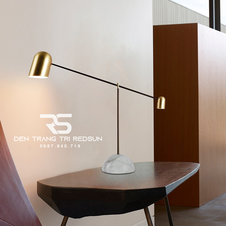 Đèn Bàn Hiện Đại Bắc Âu DB2078