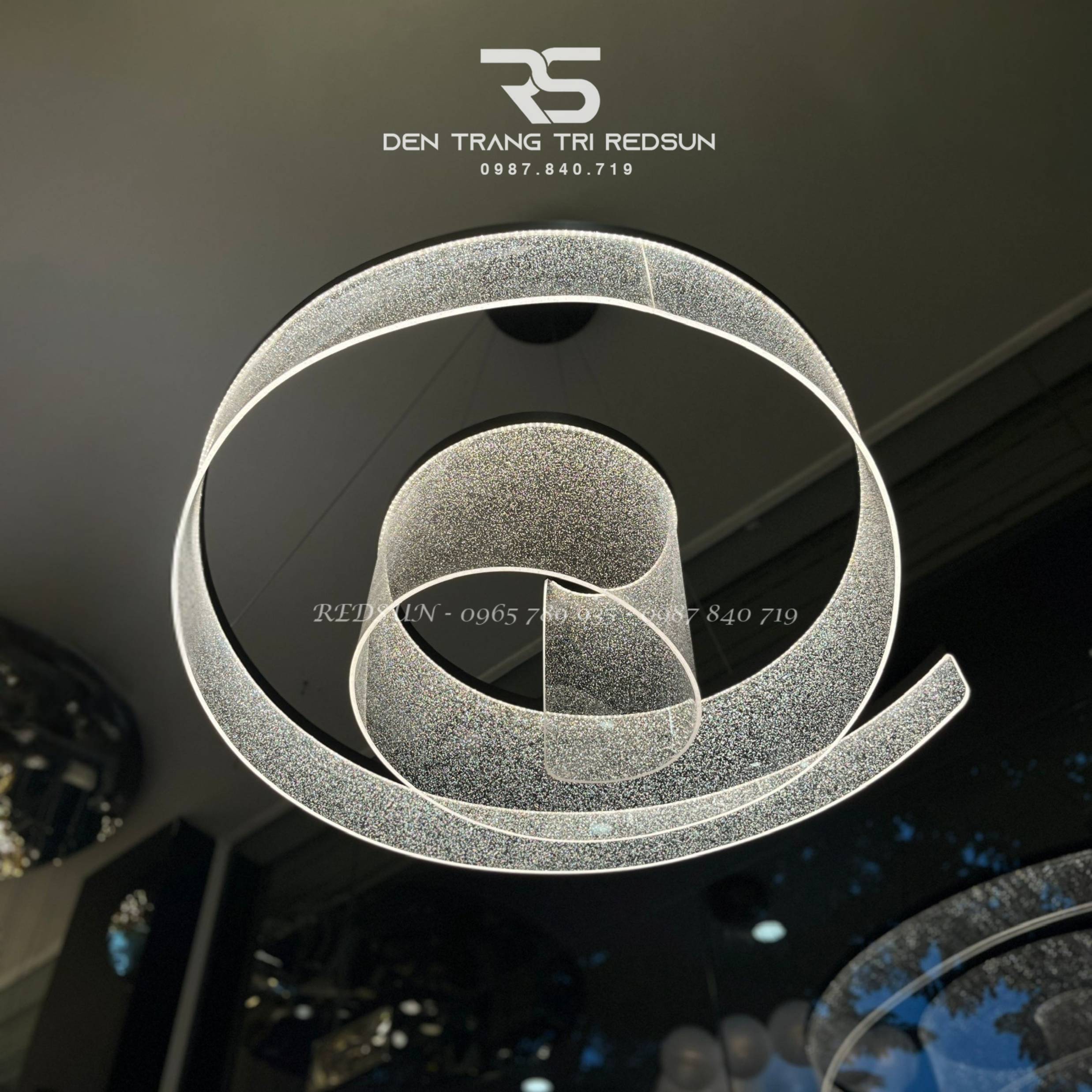 Đèn Chùm Trang Trí Phòng Khách, Phòng Ăn, Phòng Ngủ Dải Lụa Dáng Xoắn Phong Cách Bắc Âu MA06062PB-001