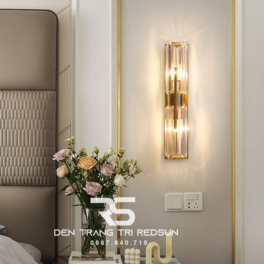 Đèn Tường Trang Trí Phòng Khách, Phòng Ngủ, Cầu Thang Phong Cách Bắc Âu Chất Liệu Pha Lê DTP-003
