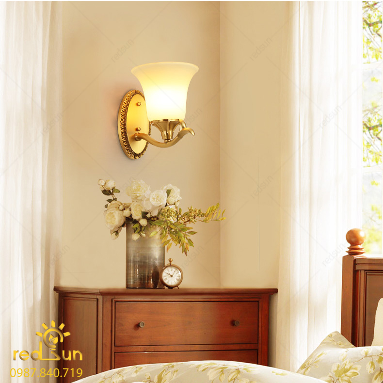 Đèn Tường Trang Trí Phòng Khách, Cầu Thang Chao Thuỷ Tinh DT-C8207