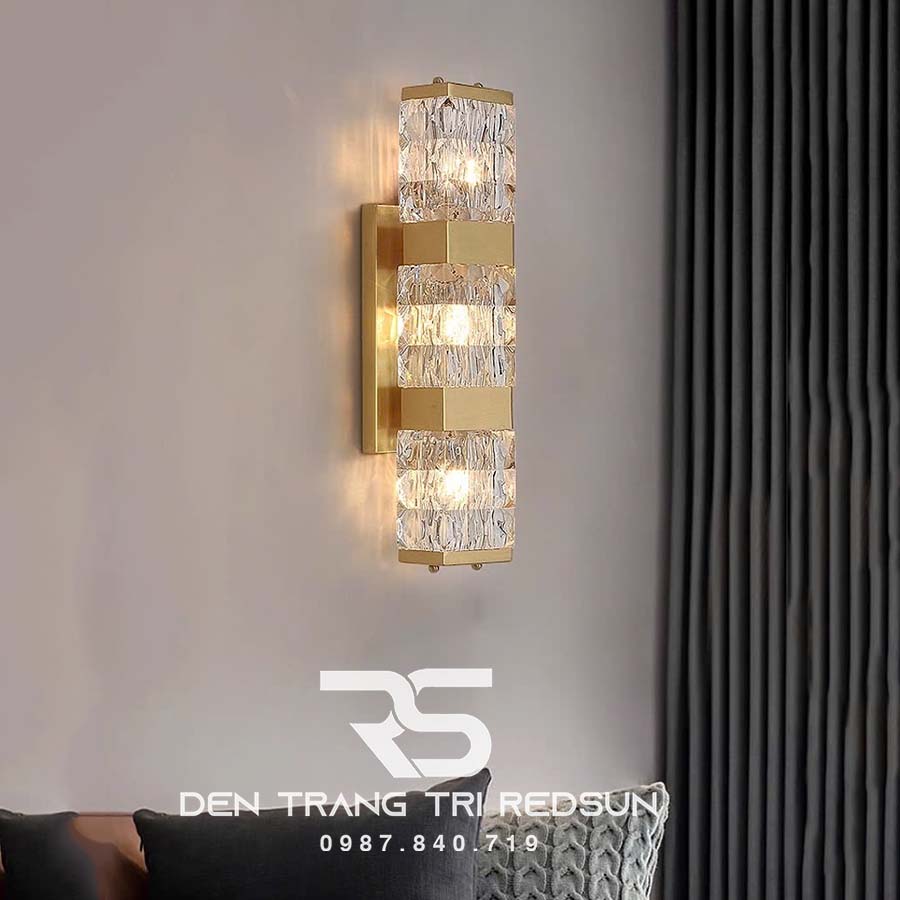 Đèn Tường Trang Trí Phòng Khách, Phòng Ngủ, Cầu Thang Phong Cách Bắc Âu Chất Liệu Pha Lê DTP-008