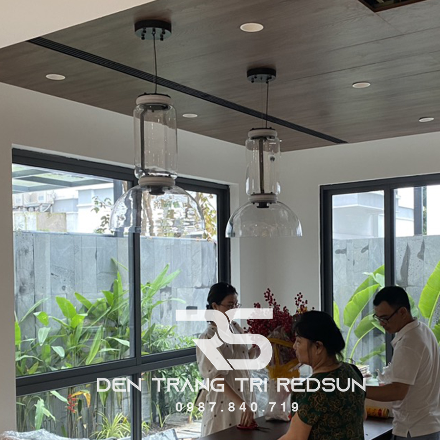 Đèn Thả Bàn Ăn Hiện Đại Phong Cách Italia Chóa Thủy Tinh CDT-T056