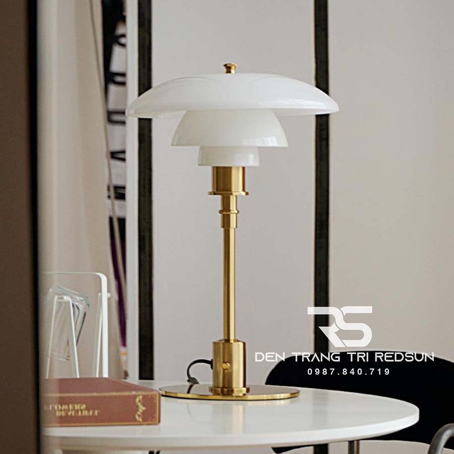 Đèn Bàn Hiện Đại Bắc Âu DB2096