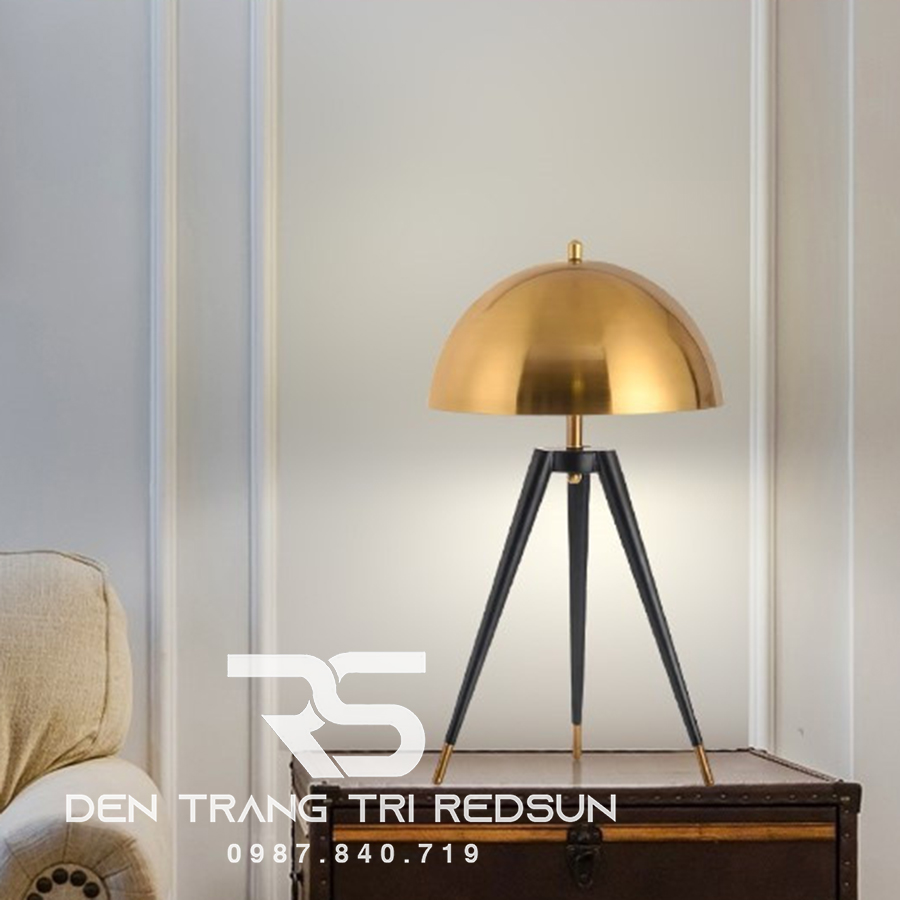 Đèn Bàn Hiện Đại Bắc Âu DB2077