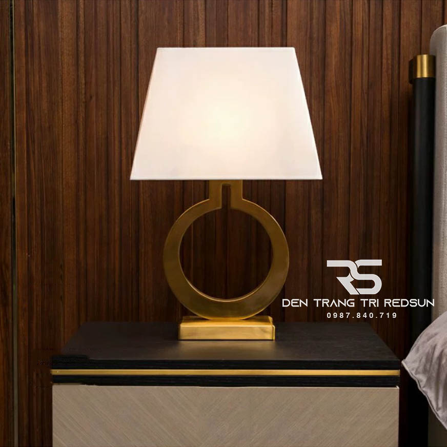 Đèn Bàn Hiện Đại Bắc Âu DB2068