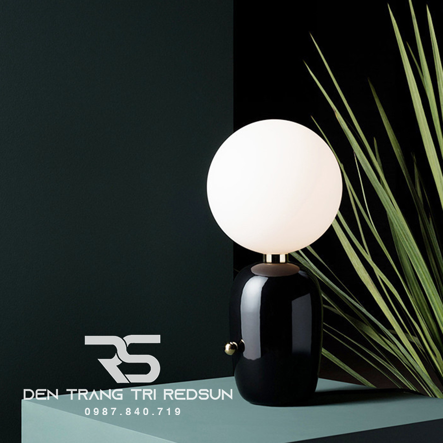 Đèn Bàn Hiện Đại Bắc Âu DB2059