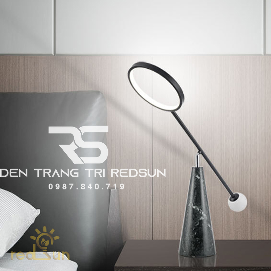 Đèn Bàn Hiện Đại Bắc Âu DB2011