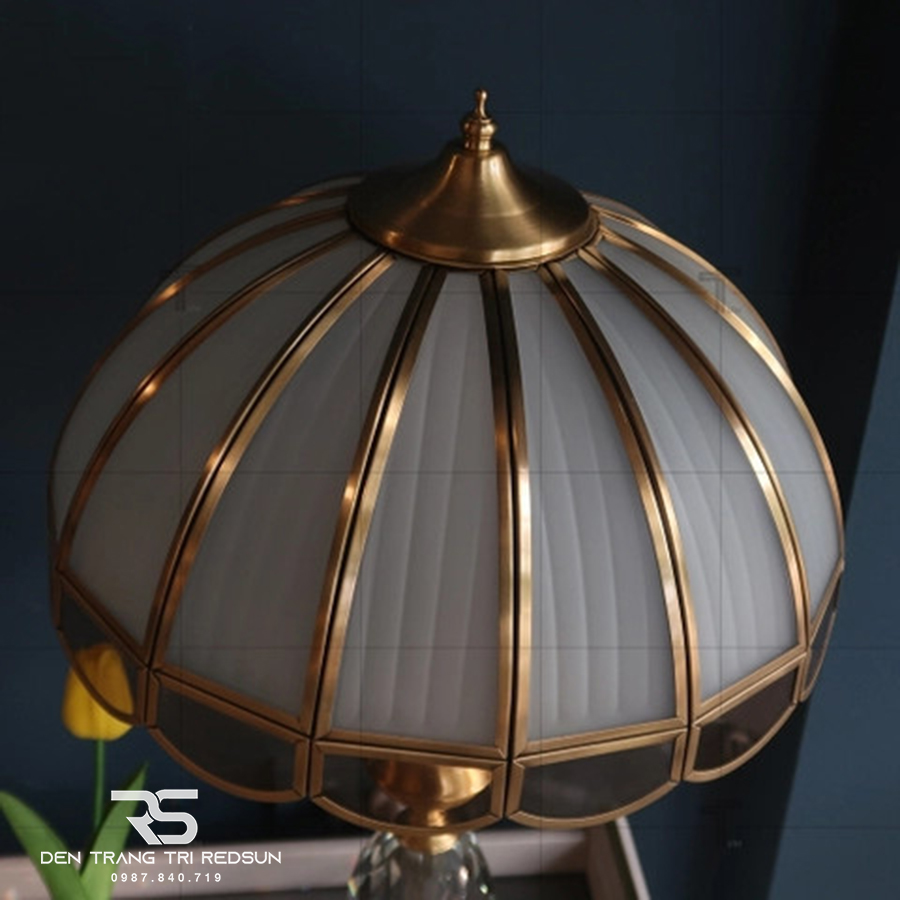 Đèn Bàn Hiện Đại DB-C502