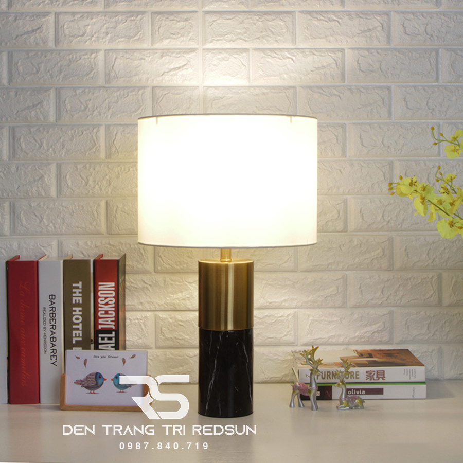 den-ban-hien-dai-b130-1