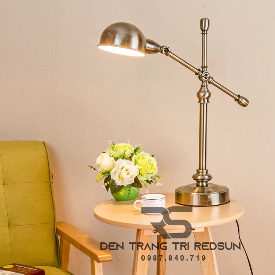 Đèn bàn hiện đại DB-C3005
