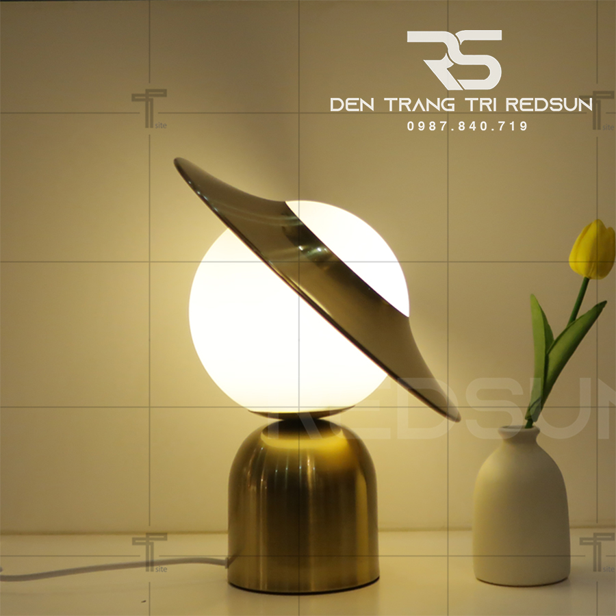 Đèn Bàn Hiện Đại Bắc Âu DB2056