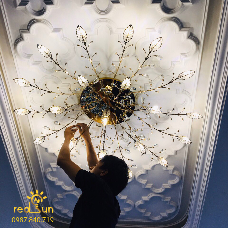 Mâm ốp trần cánh pha lê OP-005