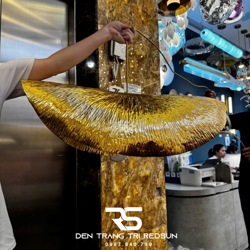 Đèn Thả Trần Hiện Đại Bắc Âu Lá Sen Đồng CDT-T037