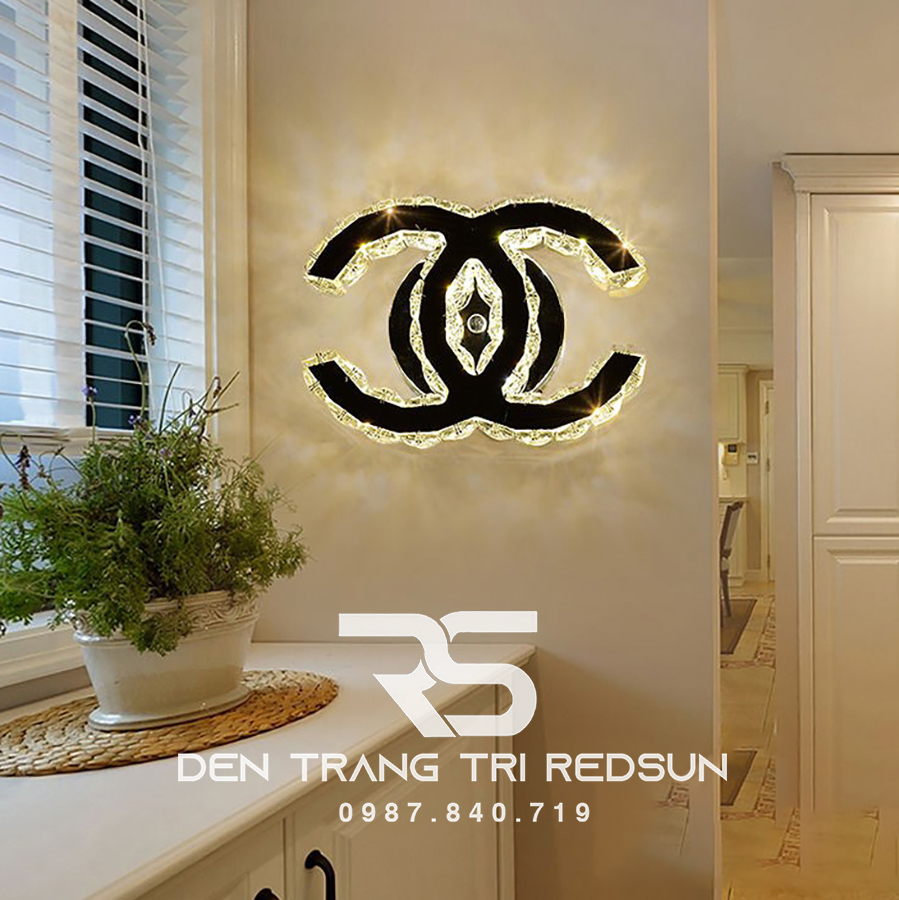 Đèn tường pha lê trang trí phòng khách hiện đại DT1182