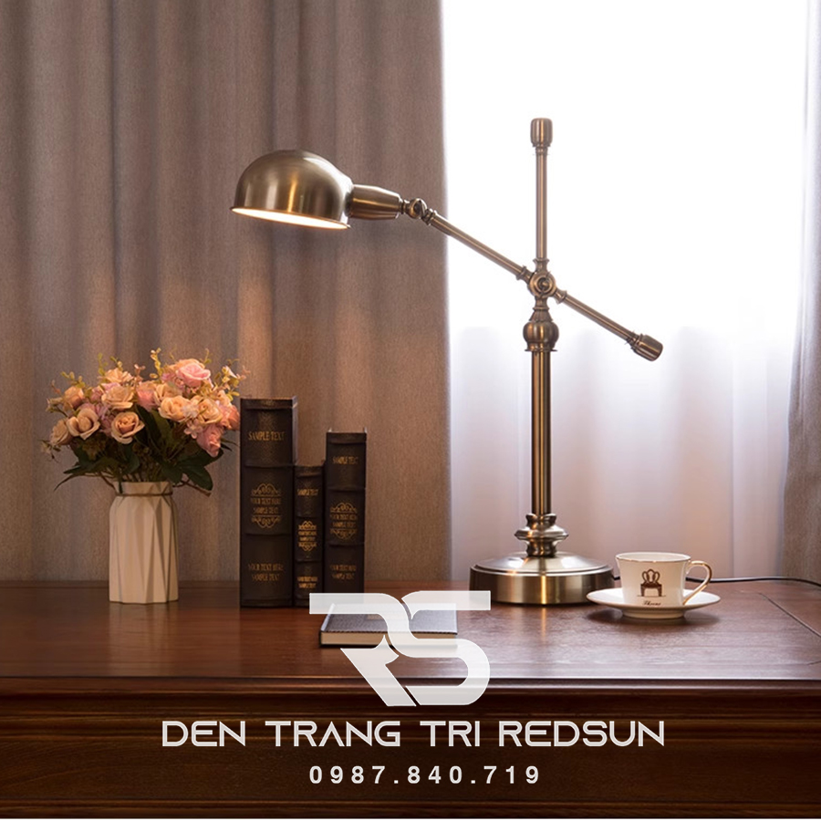 Đèn bàn hiện đại DB-C3005
