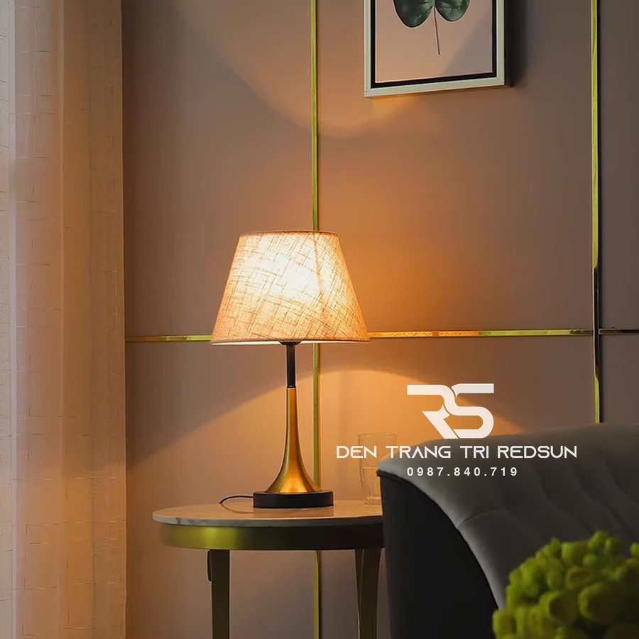 den-ban-hien-dai-db-c408