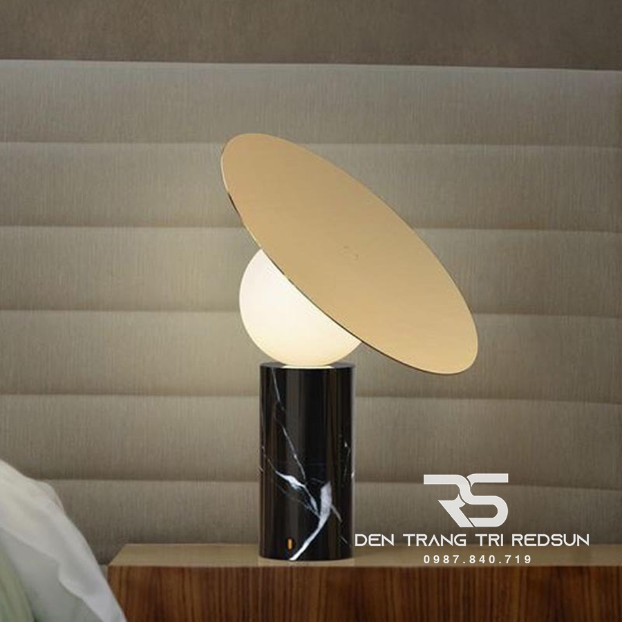Đèn Bàn Hiện Đại Bắc Âu DB2081