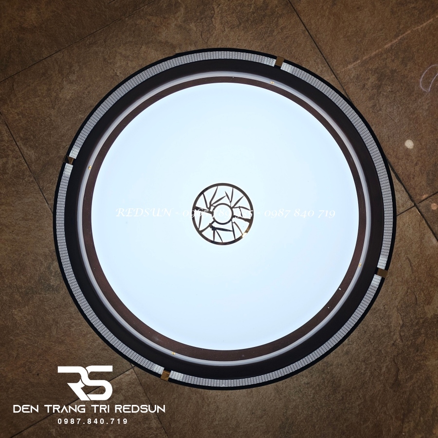 Đèn Mâm Ốp Trần Gỗ Phòng Thờ, Phòng Khách Hình Tròn OPGO-C25042