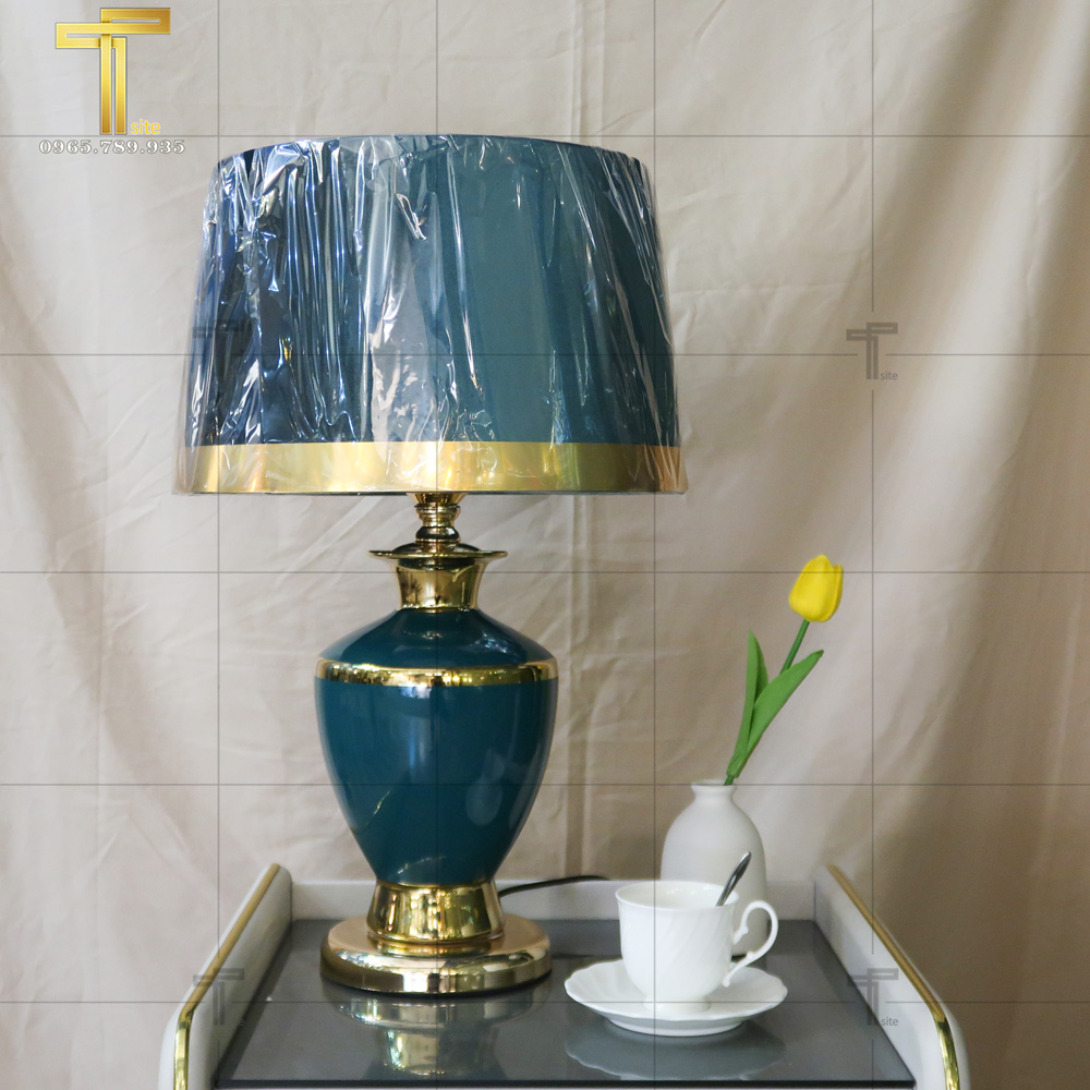 Đèn bàn hiện đại DB-C8709