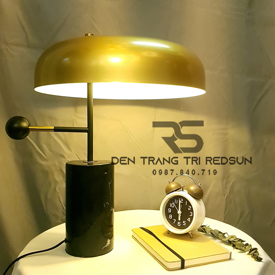Đèn Bàn Hiện Đại Bắc Âu DB2012