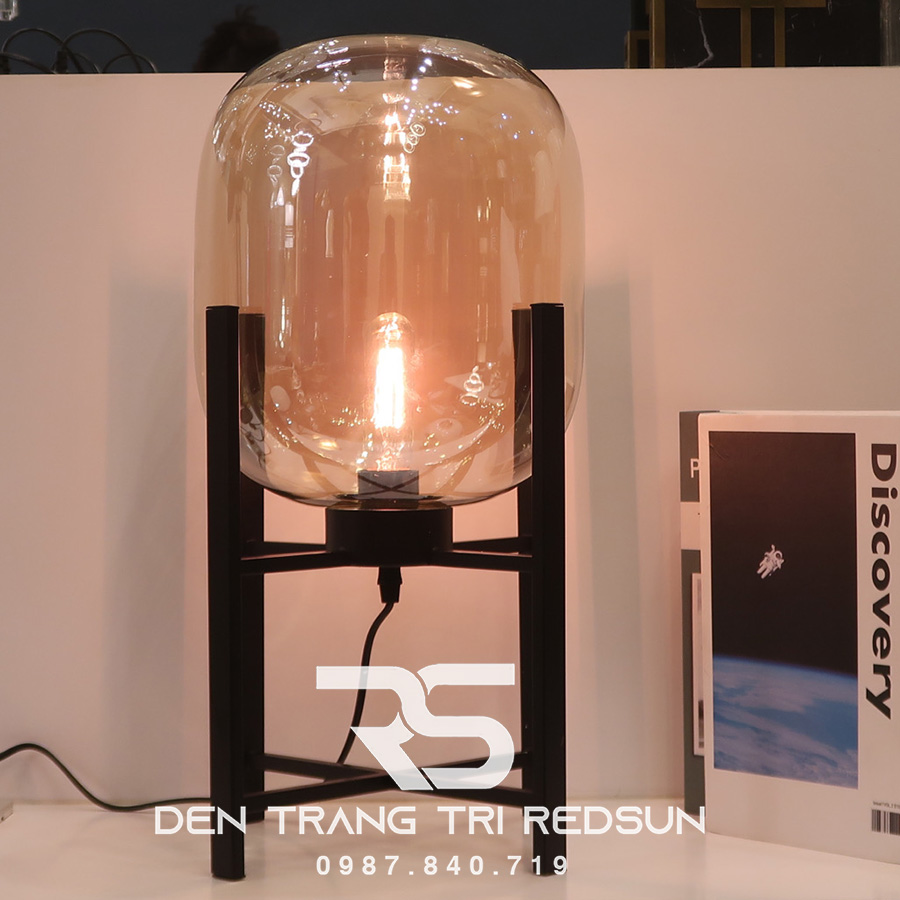 Đèn Bàn Hiện Đại Bắc Âu DB2075