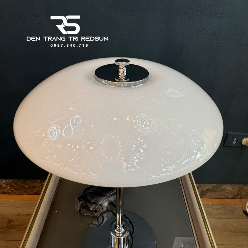 Đèn Bàn Hiện Đại Bắc Âu DB2096