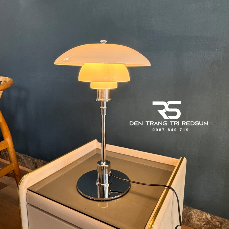 Đèn Bàn Hiện Đại Bắc Âu DB2096