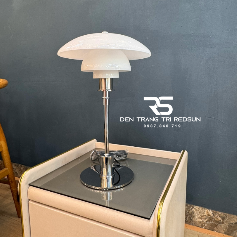 Đèn Bàn Hiện Đại Bắc Âu DB2096