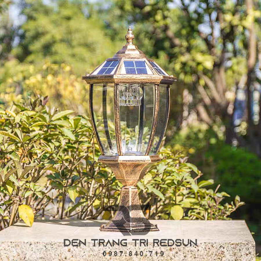 Đèn Trụ Cổng Chất Liệu Đồng DT-C8601